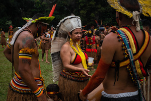 Chief Ãngohó Pataxó, an indigenous community leader speaks with other indigenous leaders during the celebrations of the Indigenous Peoples Day, at the Aldeia Katurãma.