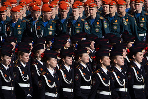 Russian servicemen of the Ministry of Emergency Situations and female cadets of the Ministry of Internal Affairs are seen during a rehearsal for the May 9 Victory Parade on Palace Square.