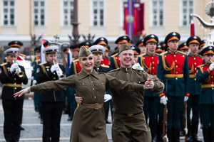 Participants of a dance group in the uniform of the Great Patriotic War during the dress rehearsal of the Victory Parade on Palace Square. On May 9, 2024, Russia will celebrate Victory Day in the Great Patriotic War for the 79th time. The parade of troops of the territorial garrison of St. Petersburg will begin on the morning of May 9. 78 units of military equipment (including seven from the war era) will pass through Palace Square. After this, about 4,500 parade participants will march in front of the podium with veterans and other honored guests of the holiday, 3,000 of them from the Ministry of Defense. It is known that 350 WWII veterans will take part in the parade.
