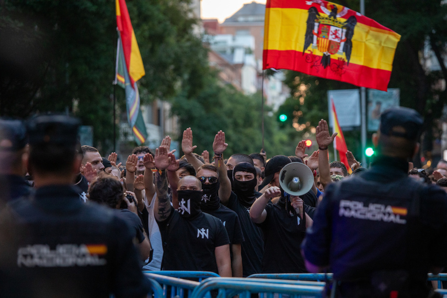 A group of far-right extremists perform a fascist salute during a demonstration. Hundreds of far-right protesters rallied near the headquarters of the Spanish Socialist Workers' Party (PSOE) on Calle Ferraz in Madrid, demanding early presidential elections following the discovery of new corruption cases affecting the party of Pedro Sanchez, the current Spanish Prime Minister.