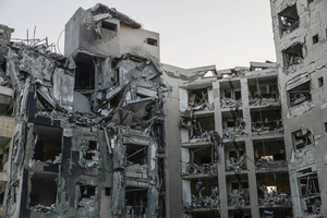 General view of a residential building in Beíer Sheva destroyed by an Iranian ballistic missile, in which four Israelis were killed.