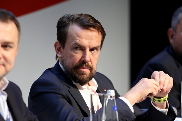 Viktor Zhidkov, Chairman of the Management Board of the Moscow Stock Exchange seen during the session The evolution of the exchange space at The new stage of the Alexandrinsky Theater.