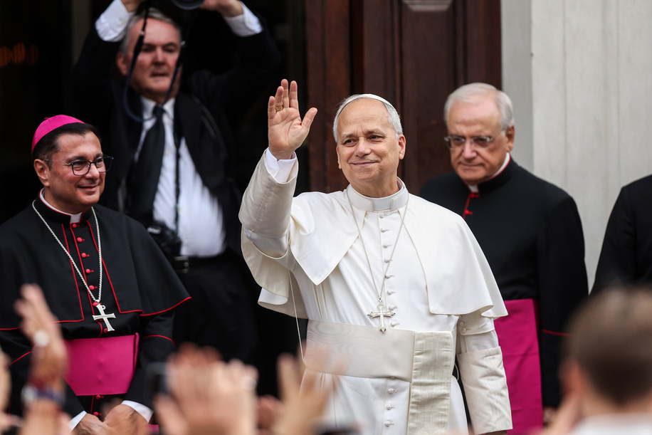 Pope Leo XIV leaves the Apostolic Palace of Castel Gandolfo and greets the faithful gathered in Piazza della Libertà before going to the Church of San Tommaso da Villanova for the Mass. Pope Leo XIV spent a holiday at the Villa Barberini in Castel Gandolfo.