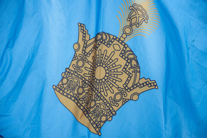 An Iranian Imperial Standard flag during the demonstration outside the Iranian Embassy in London. Hundreds of Iranian royalists gathered outside the Iranian Embassy in London, UK. Protesters want to show their support to the anti-government protesters in Iran. Demonstrators intend to replace the Supreme Leader of Iran, Ayatollah Ali Khamenei, and his regime with the Crown Prince of Iran, Reza Pahlavi who lives in exile at the United States.