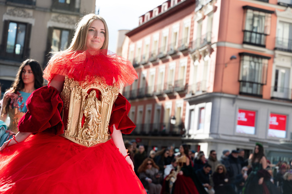 A model participates during a fashion show organised by Rosana Largo in the Plaza de Callao.