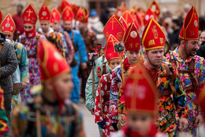 Members of the Endiablada brotherhood march, during the festival of La Endiablada in Almonacid del Marquesado. Celebrated in honor of the Virgin of Candelaria and Saint Blaise of Sebaste, La Endiablada is considered one of Spain’s oldest traditional festivals. During the event, men known as “the Devils,” dressed in colorful costumes with cowbells around their waists, jump and dance through the streets while carrying the statue of the saint in a lively procession.
