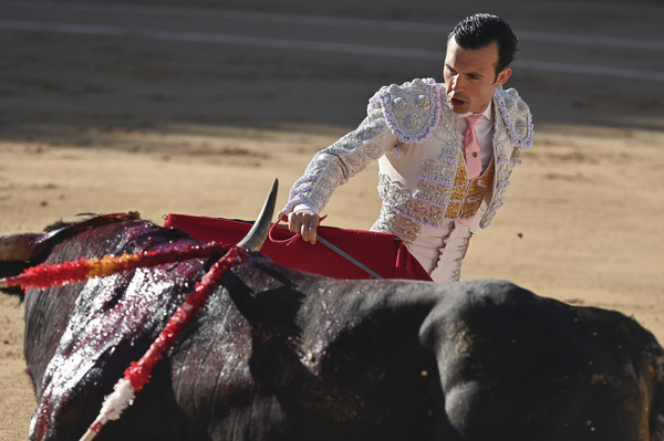Bullfighter Cristian Pérez during the bullfight with bulls from the Dolores Aguirre ranch at the Plaza de las Ventas in Madrid, March 29, 2026, Spain.