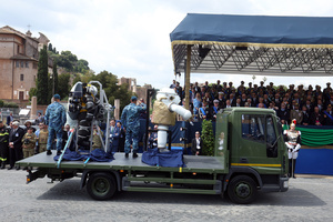 Divers and deep-sea divers of the Italian Navy take part during the parade. Heads of state and government attended the 80th Anniversary of Republic Day celebrations and the traditional military parade through the Imperial Fora. The ceremony, which pays homage to the values ​​of the Republic and the Armed Forces, took place in the heart of the capital before the highest Italian institutional officials and international delegations.
