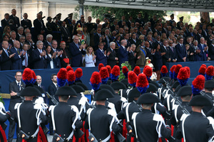 Parade of the Women's Carabinieri. Heads of state and government attended the 80th Anniversary of Republic Day celebrations and the traditional military parade through the Imperial Fora. The ceremony, which pays homage to the values ​​of the Republic and the Armed Forces, took place in the heart of the capital before the highest Italian institutional officials and international delegations.