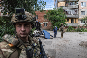 The Ukrainian police unit ‘White Angels’ seen evacuating civilians from the city under the constant threat of Russian FPV drones.
