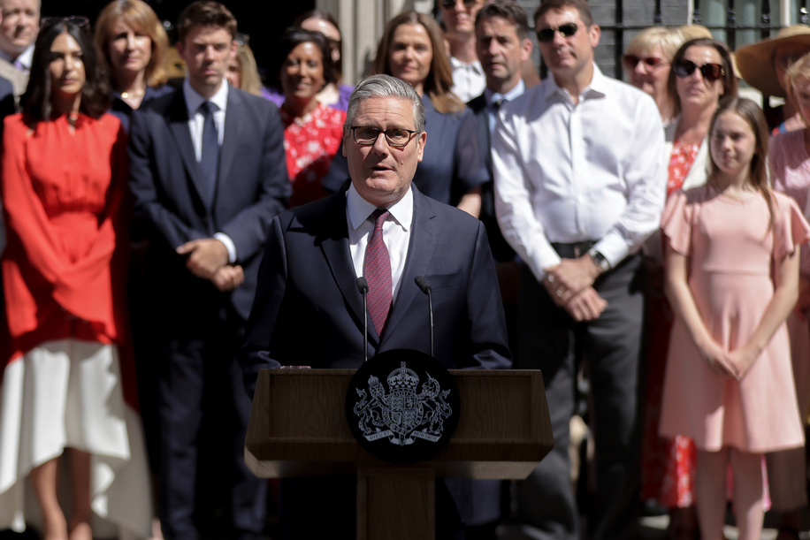 Outgoing British Prime Minister Sir Keir Starmer delivers his final speeches outside 10 Downing Street in London before Andy Burnham takes office as Prime Minister, after announcing his resignation as Labour Party leader on 22 June 2026.