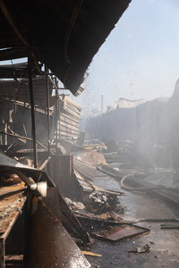 Debris and wreckage seen scattered across the heavily damaged Pochaina book market following a Russian military strike. On the night of August 16, 2026, a massive Russian air strike on Kyiv caused severe destruction and a large-scale fire at the "Pochaina" book market (formerly known as Petrivka) in the Obolon district. The enemy attack completely burned down several rows of trading pavilions containing books and stationery just ahead of the new school year. Emergency response teams worked at the scene to extinguish the blaze, which spread across a vast area. According to preliminary reports from city authorities, at least three people were injured as a result of the overnight attack. The destroyed marketplace had operated in the capital for nearly 30 years and stood as one of the largest hubs for book trade in Ukraine.