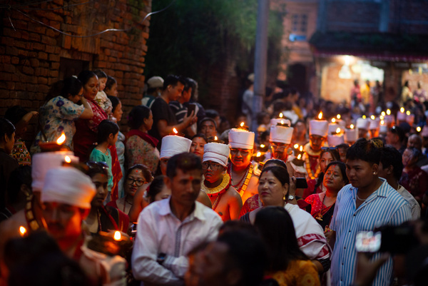 Devotees with oil lamps perform rituals during a procession. The Narayan Deep Yatra is a vibrant devotional procession held annually in Bhaktapur during the festival of Sri Krishna Janmashtami. Krishna Janmashtami is a vibrant and significant Hindu festival celebrated with great enthusiasm and devotion in Nepal. This joyous occasion commemorates the birth of Lord Krishna, the eighth avatar of Vishnu and is a time for spiritual reflection, cultural expression and community bonding.