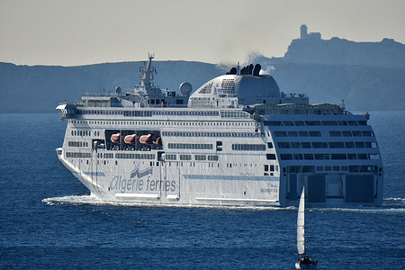 The Badji Mokhtar 3 ferry leaves the port of Marseille in the direction of Algeria.