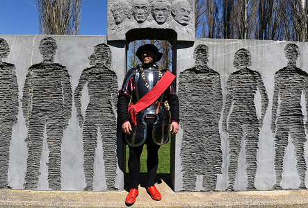 A historical actor seen taking part in a re-enactment of the war of Communities of Castile in Soria, Castilla y León region, Spain.
The Revolt of the Comuneros or War of the Communities of Castile, 1520-1521 was an uprising by citizens of Castile against the rule of King Charles V and his administration. Juan Lopez de Padilla (1490-1521), Juan Bravo (c. 1483-1521) and Francisco Maldonado (1480-1521), leaders of the revolt, were executed in Villalar de los Comuneros in 1521.