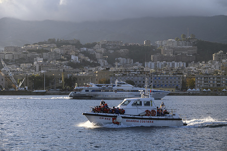 A patrol boat of the Italian Coast Guard seen carrying migrants in Messina.
Médecins Sans Frontières (MSF - Doctors without Borders)’s rescue boat Geo Barents arrived in Messina with nearly 180 migrants, mostly from Africa, with women and minors, and 10 dead bodies of people who died for inhalation of fuel vapours during the crossing from Libya.