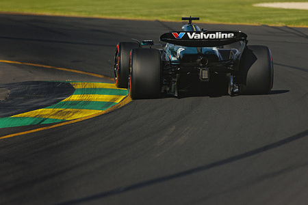 Lance Stroll of Canada drives the (18) Aston Martin AMR24 Mercedes during the qualifying ahead of the F1 Grand Prix of Australia at the Albert Park Grand Prix circuit.