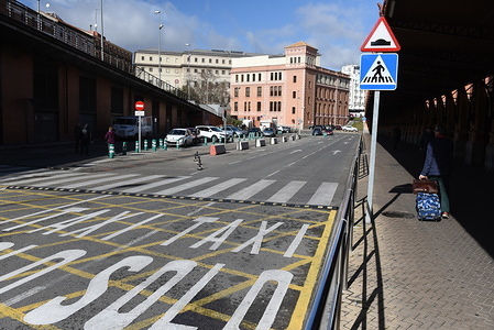 An empty parking bay during the taxi strike outside Atocha train station in Madrid where taxi drivers usually wait to pick up train passengers.
Taxi drivers continue with their protest as part of a strike ongoing since January 21 2019, to demand increased regulation on ride-sharing services such as Uber and Cabify.
