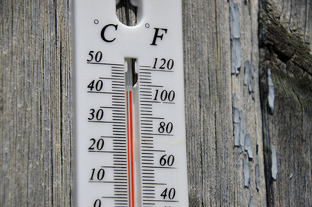 In this photo illustration a thermometer displays a temperature of 41 degrees Celsius (°C) and 103 degrees Fahrenheit (°F). The heatwave settles in Provence with an episode of strong heat. Météo France has placed three departments in the Provence-Alpes-Cote d'Azur (Paca) region on orange alert. The Alpes-de-Haute-Provence, the Alpes-Maritimes and the Var are concerned and the Bouches-du-Rhône and the Vaucluse remain on yellow alert.