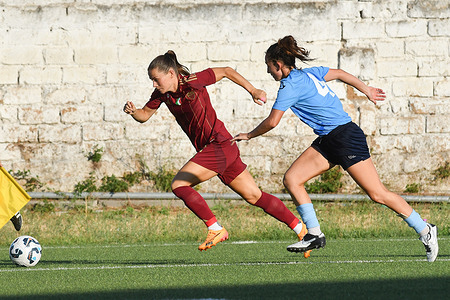 (L-R) Emilie Haavi of AS Roma and Tecla Pettenuzzo of Napoli seen in action during the friendly match between Roma women and Napoli women at Domenico Bartolani Stadium. Final score Roma women 1: 0 Napoli women