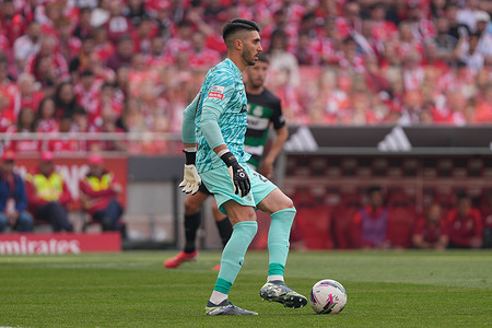Rui Silva of Sporting CP seen in action during the Liga Portugal Betclic football match between SL Benfica and Sporting CP at Estadio da Luz. Final score; SL Benfica 1:1 Sporting CP.