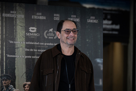 Jordi Sanchez attends the "La Frontera" photocall at MK2 Cine Paz.