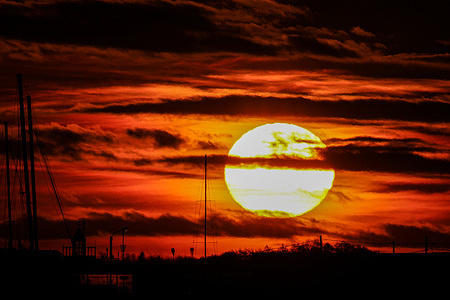 General view of sunset in Saint Petersburg.