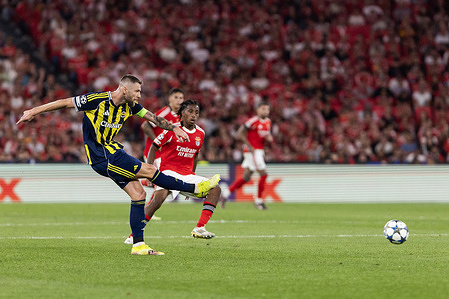 Milan Skriniar of Fenerbahce seen in action during the UEFA Champions League playoff 2nd leg match between SL Benfica and Fenerbahce at Estadio da Luz Stadium. Final score SL Benfica 1 : 0 Fenerbahce SK (Benfica qualified for the UEFA Champions League (UCL) main draw).
