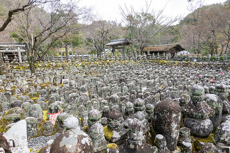 Rows of carved stone Buddha statues line the grounds of Otagi Nenbutsu-ji Temple in Kyoto, Japan, a unique site in the Arashiyama area known for its hundreds of expressive figures. Otagi Nenbutsu-ji Temple is a quiet Buddhist temple in Kyoto known for its hundreds of small stone statues, each with a unique and often playful expression. Tucked away in the hills of Arashiyama, it offers a more secluded, less crowded experience compared to the area’s main attractions.