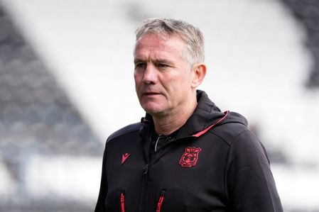 Wrexham AFC manager Phil Parkinson seen during the EFL Sky Bet Championship football match between Derby County and Wrexham AFC at Pride Park Stadium. Final score; Derby County 1 : 1 Wrexham AFC.