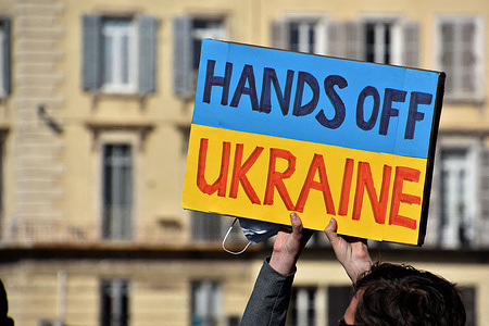 A protester holds a placard during a rally.
Ukrainians from France and their supporters gathered in the Old Port (“Vieux-Port” in french) of Marseille to protest against the Russian invasion of Ukraine.