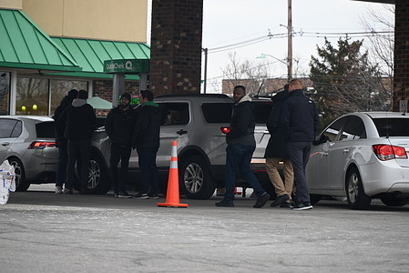 Federal Bureau of Investigation (FBI) agents arrested one man on an arrest warrant out of the Eastern District of New York in the parking lot of Quick Chek at 720 Washington Avenue in Carlstadt, New Jersey. FBI agents at the Quick Chek parking lot around 1:00 PM and conduct a car stop where the FBI placed handcuffs and shackles on the suspect. An FBI agent carried an evidence bag with a phone and other objects. No further information was immediately released by the FBI other than that the suspect was arrested because of an arrest warrant out of the Eastern District of New York.