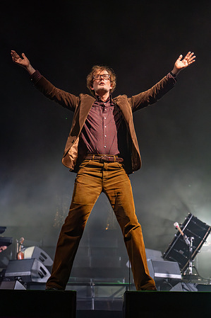 Jarvis Cocker of the Band Pulp performs live on stage during their 2025 tour at the London O2 Arena. The Band PULP play London O2 Arena 13th June as part of their new tour. PULP - Jarvis Cocker, Candida Doyle, Steve Mackey and Mark Webber played the O2 night one of 2 on the same day as they were told new album MORE hit the number one spot in the charts for the first time since 1998.