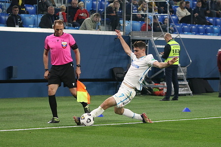 Zelimkhan Bakaev (No.7) of Zenit in action during the Russian Cup 2022/2023 football match between Zenit Saint Petersburg and Fakel Voronezh at Gazprom Arena. Final score; Zenit 2:0 Fakel.