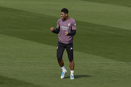 Jude Bellingham of Real Madrid CF seen in action during a training session at Ciudad Real Madrid, on the eve of the LaLiga EA Sports 2025/2026 week 30 football match between RCD Mallorca and Real Madrid CF.