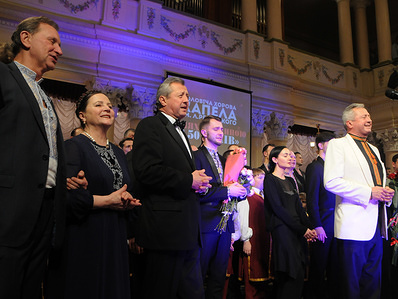Participants during the concert on the occasion of the 50th anniversary of the L. Revutsky Municipal Academic Male Choir Cappella at the National Philharmonic of Ukraine.