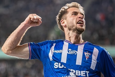 Pawel Bochniewicz of Gornik celebrates a goal during the Polish PKO BP Ekstraklasa League match between Legia Warszawa and Gornik Zabrze at Marshal Jozef Pilsudski Legia Warsaw Municipal Stadium. Final score; Legia Warszawa 1 : 1 Gornik Zabrze.