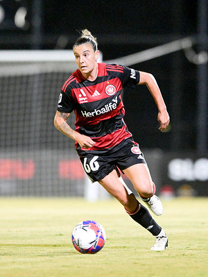 Chloe Berryhill of Western Sydney Wanderers seen in action during the 2025/26 Ninja A-League Women Round 10 match between Western Sydney Wanderers and Wellington Phoenix FC held at the Wanderers Football Park. Final score; Western Sydney Wanderers 0 : 3 Wellington Phoenix FC.