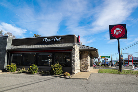 A general view of a Pizza Hut restaurant in Williamsport.