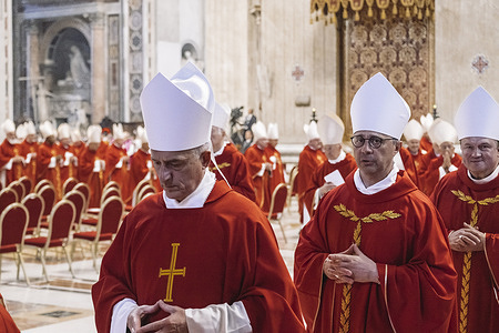 Cardinals seen leaving the mass. Cardinals attend the 4th Novendiales (Novemdiales) Mass for Pope Francis, with an homily of Cardinal Mauro Gambetti, at St. Peter’s Basilica ahead of the Conclave starting on 7 May 2025 for electing the new Pope.