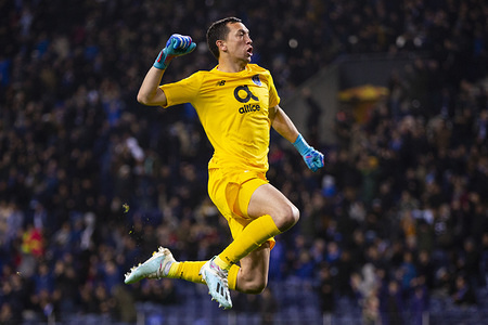FC Porto's goalkeeper Agustin Marchesín celebrates a goal during the UEFA Europa League match between FC Porto and Feyenoord at the Dragon Stadium in Porto.
(Final score; FC Porto 3:2 Feyenoord)