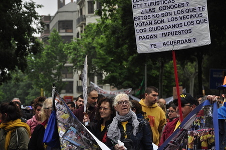 Protesters seen holding a banner during the demonstration. Protest "Barcelona no está en venta" (Barcelona is not for sale) against gentrification, flats renting and tourism. Local people organize protests in main Spanish cities against the real estate speculation. Locals have to move to another cities and left his neighborhood due the increasing prizes and the touristic flats.
