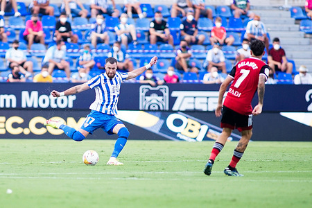 Mathieu Peybernes of Malaga CF seen in action during the La Liga Smartbank 2021/2022 soccer match between Malaga CF and CD Mirandes at La Rosaleda Stadium in Malaga.
(Final Score; Malaga CF 0:0 CD Mirandes)