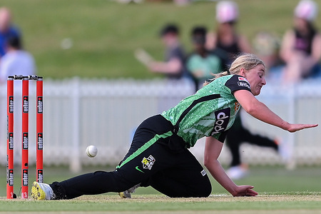 Sophie Day of Melbourne Stars attempts to catch the ball after bowling during the Women's Big Bash League match between Melbourne Stars and Brisbane Heat at Drummoyne Oval. Brisbane Heat won the Women's Big Bash League match against Melbourne Stars by 6 wickets (with 15 balls left) at Drummoyne Oval. Melbourne Stars: 138/10 (20 overs), Brisbane Heat: 139/4 (17.3 overs).