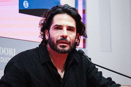 Marco Bocci attends the presentation of the book Nelle tue mani, nella sua pelle at Mondadori Duomo in Milan