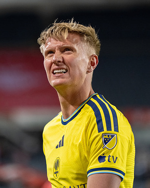 Nashville SC Forward Sam Surridge (9) looks up at scoreboard during the Chicago Fire and Nashville SC match at Soldier Field. Final Score: Chicago Fire 1:0 Nashville SC.