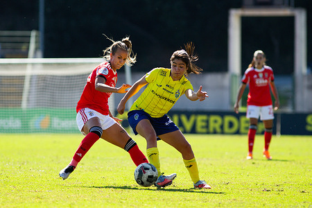 Érica Ventura (Valadares Gaia FC) seen in action during the Liga BPI women’s football match between Valadares Gaia FC and SL Benfica at Estádio Dr. Jorge Sampaio. Final Score; Valadares Gaia 1 : 4 SL Benfica