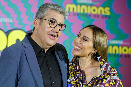 (L-R) Florentino Fernandez and Monica Naranjo attend the 'Minions. El Origen De Gru' photocall at the Urso Hotel in Madrid.