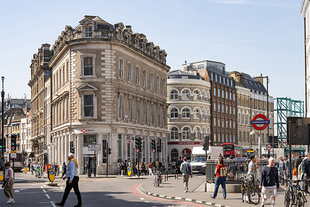 Borough High Street and London Bridge Underground Tube station, Southwark.