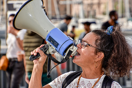 A protester chants slogans on a megaphone during the demonstration. While the French government is advocating a 4th dose of vaccine against Covid-19, people are demonstrating against this vaccination in Marseille.